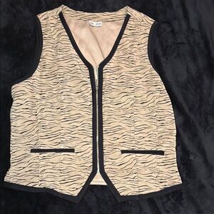 Sun River Beige and Black Animal Print Vest